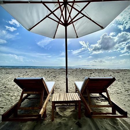 Отель Soho Ayvalik Beach House Kucukkoy  Экстерьер фото