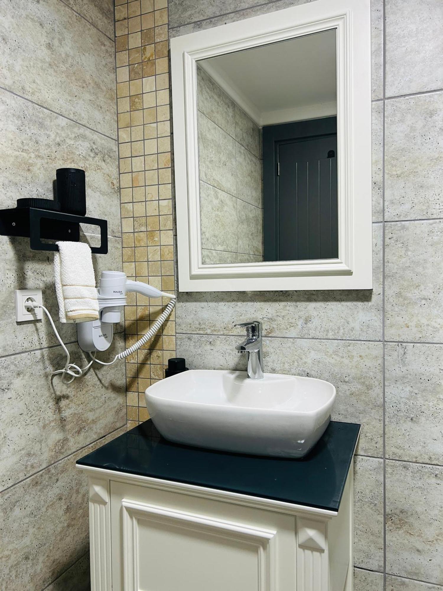 Отель Soho Ayvalik Beach House Kucukkoy  Экстерьер фото