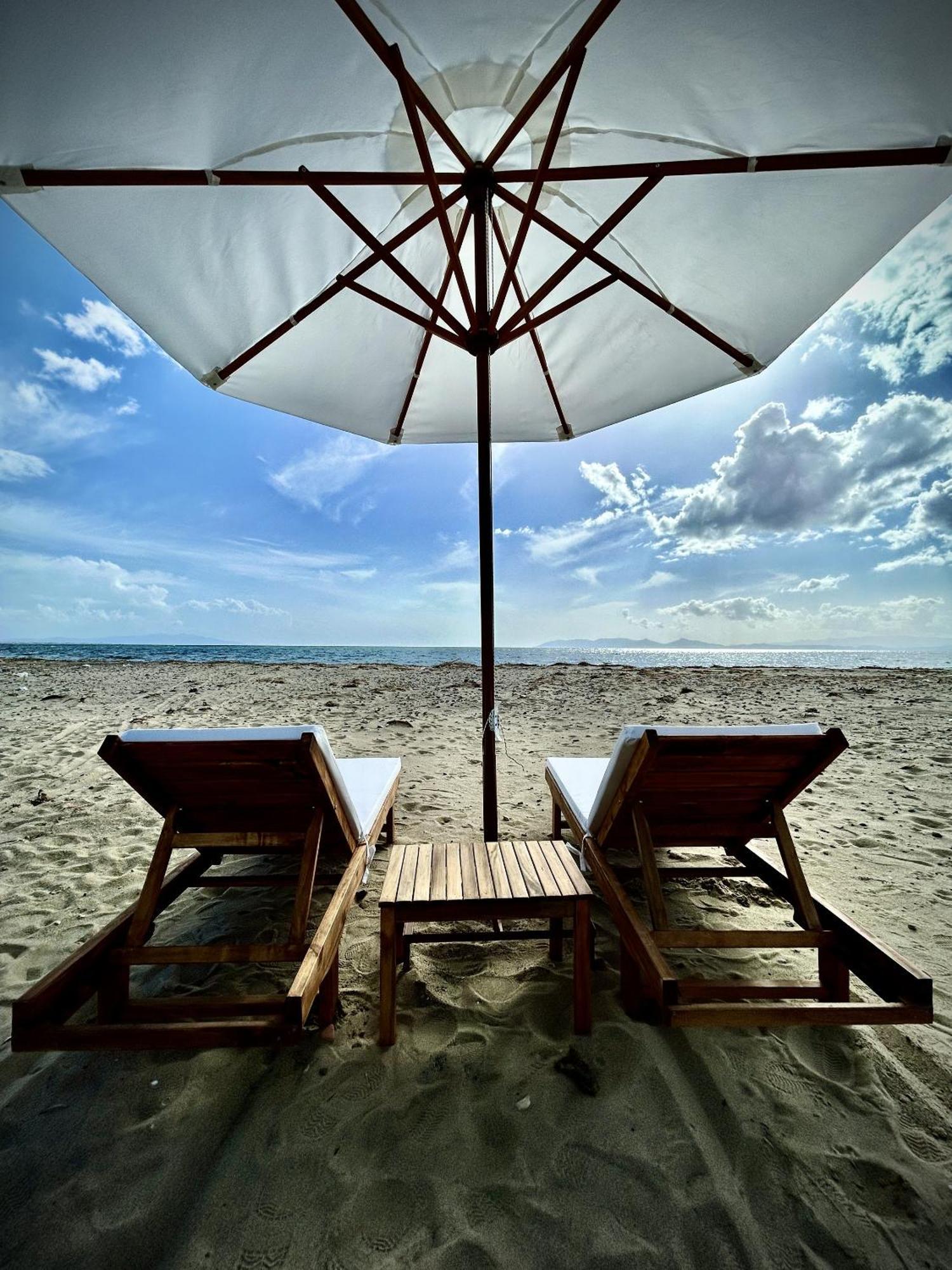 Отель Soho Ayvalik Beach House Kucukkoy  Экстерьер фото