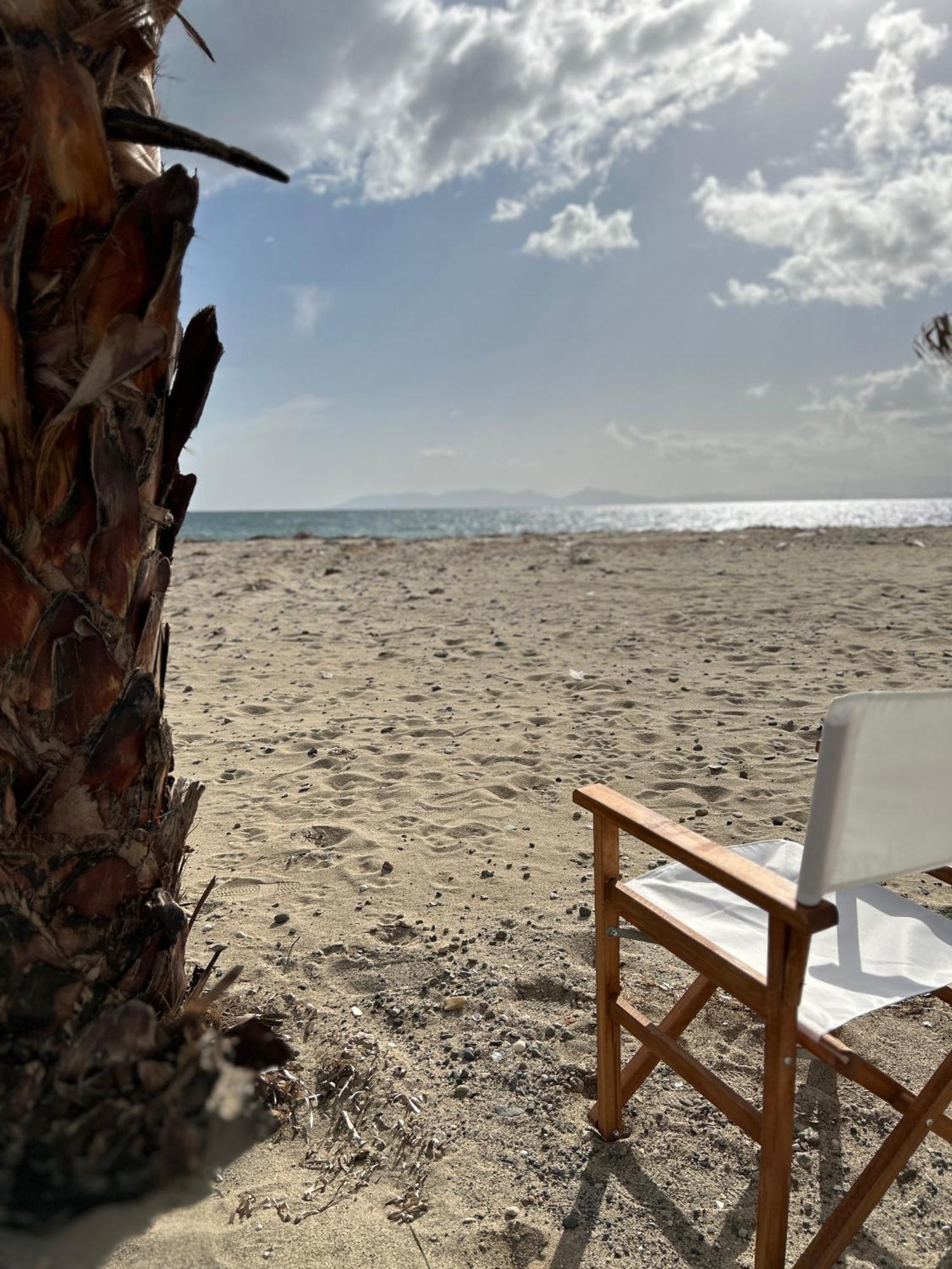 Отель Soho Ayvalik Beach House Kucukkoy  Экстерьер фото